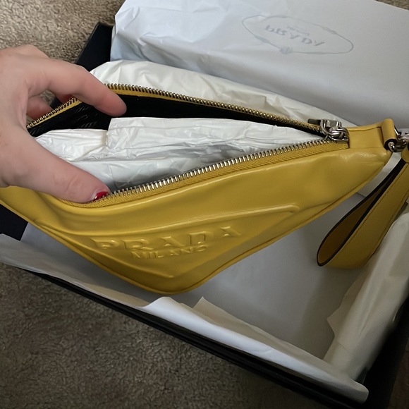 Prada triangle bag - Picture 4 of 4